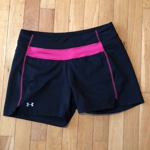 Under Armour Woman’s Shorts Size Small